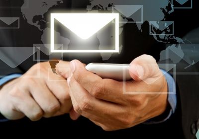 DIFFONDERE MESSAGGI PRIVATI È REATO?