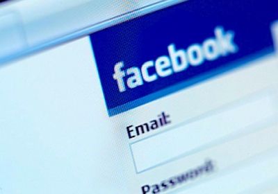 AVEVA LA PASSWORD E ACCEDE AL PROFILO FACEBOOK DELLA MOGLIE MA SENZA CONSENSO: È VIOLAZIONE DI DOMICILIO, PENE DA 6 MESI A 3 ANNI.  