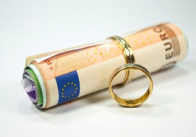 DA OGGI, 6 APRILE, NON PAGARE IL MANTENIMENTO A FIGLI E CONIUGE È REATO! FINO AD UN ANNO DI RECLUSIONE!