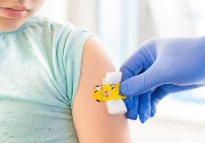 VACCINI E MINORI: TRIBUNALE DI PISTOIA DÀ RAGIONE A GENITORE NO VAX?